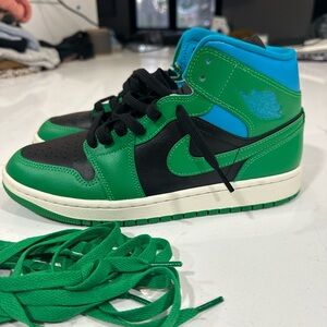 Nike Air Jordan Mid - Green and Black - 9
